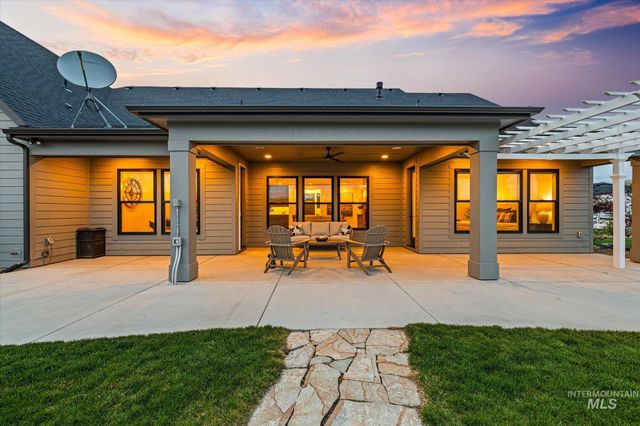 14857 Elk Spring St, Caldwell, ID 83607