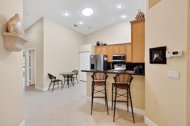 2096 STONINGTON Terrace, West Palm Beach, FL 33411
