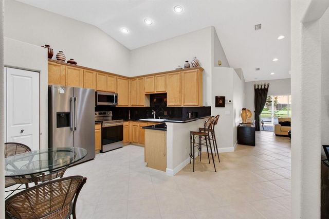 2096 STONINGTON Terrace, West Palm Beach, FL 33411
