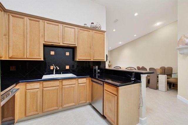 2096 STONINGTON Terrace, West Palm Beach, FL 33411