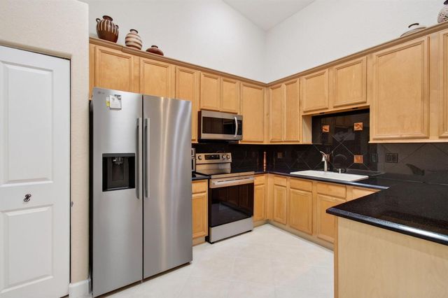 2096 STONINGTON Terrace, West Palm Beach, FL 33411