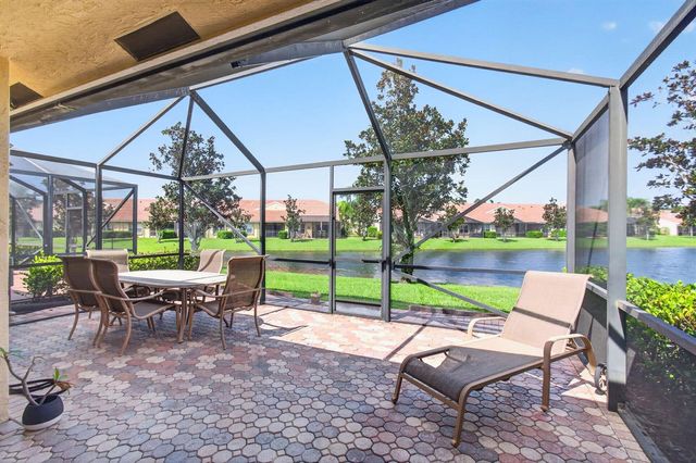2096 STONINGTON Terrace, West Palm Beach, FL 33411