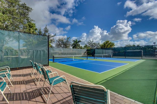 2096 STONINGTON Terrace, West Palm Beach, FL 33411