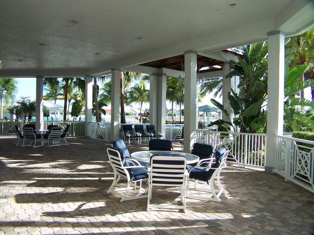2096 STONINGTON Terrace, West Palm Beach, FL 33411