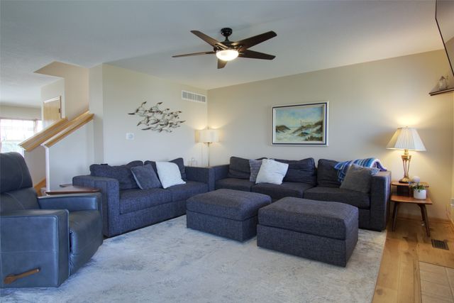 600 Sycamore Drive NW, Bondurant, IA 50035