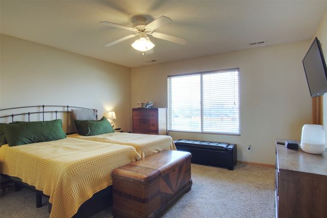 600 Sycamore Drive NW, Bondurant, IA 50035