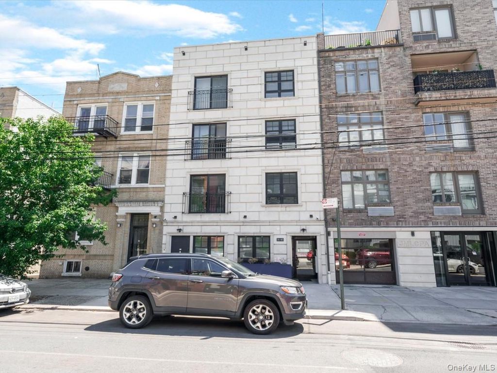 1440 31st Avenue 2F, Astoria, NY 11106