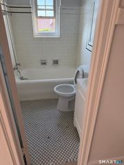 144 Grove Street 409, Waterbury, CT 06710