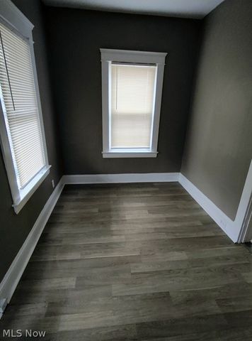 2031 Robin Street 4, Lakewood, OH 44107