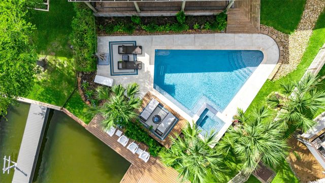 4210 Windswept Drive, Montgomery, TX 77356