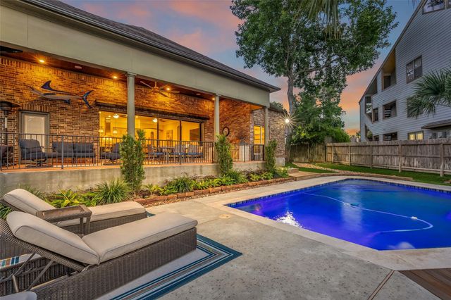 4210 Windswept Drive, Montgomery, TX 77356