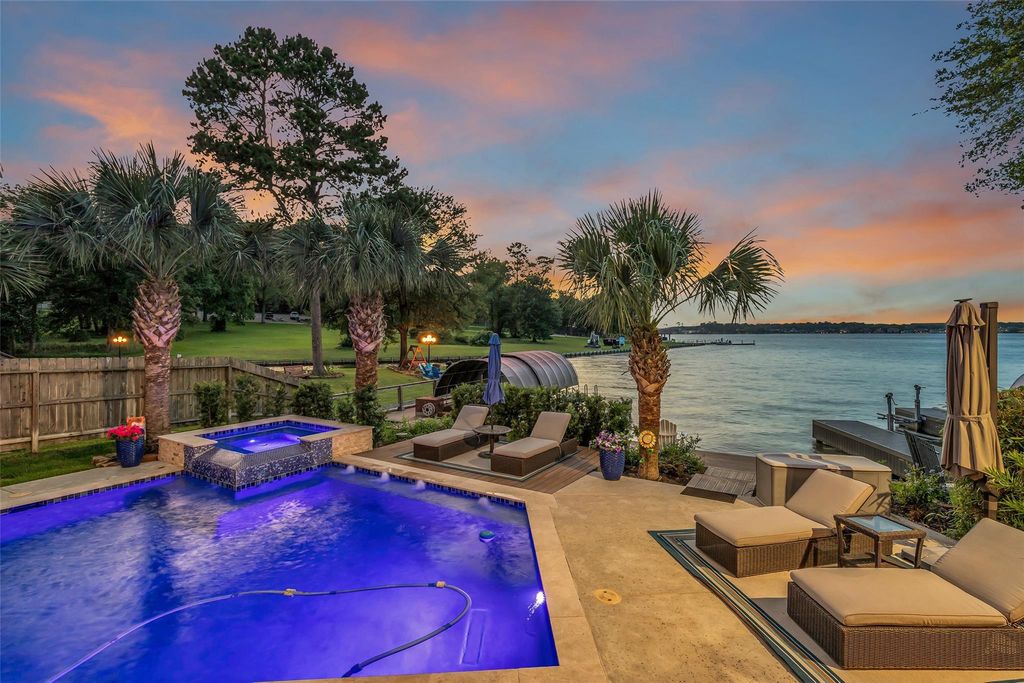 4210 Windswept Drive, Montgomery, TX 77356