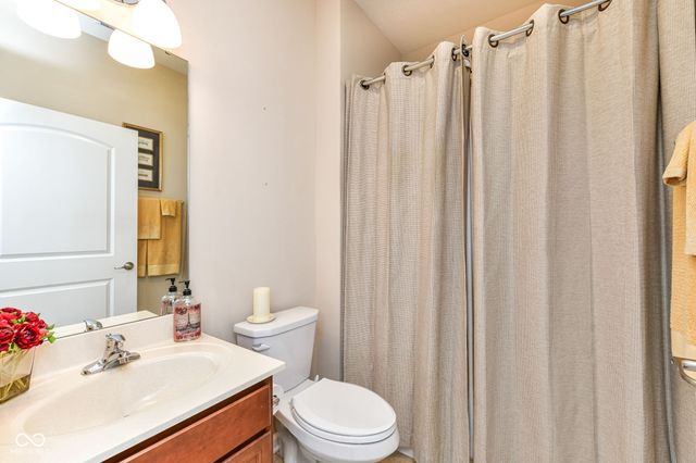 8888 Stoney Meadow Boulevard, Avon, IN 46123