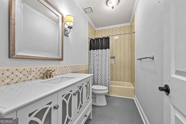 860 CRAMAC Drive, Lawrenceville, GA 30046