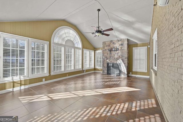 860 CRAMAC Drive, Lawrenceville, GA 30046