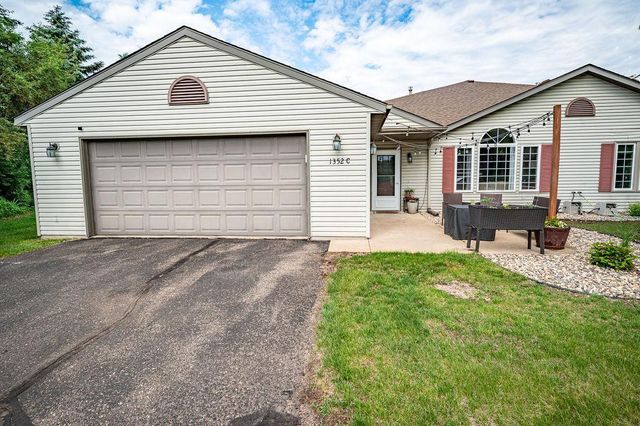 1352 Carriage Drive C, Hudson, WI 54016