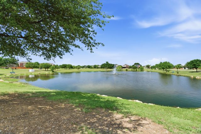 5225 Ponder Street, Fort Worth, TX 76244