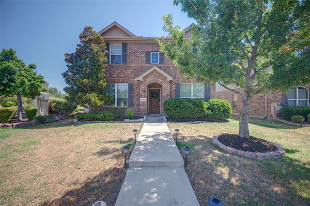 9220 Remington Drive, Aubrey, TX 76227