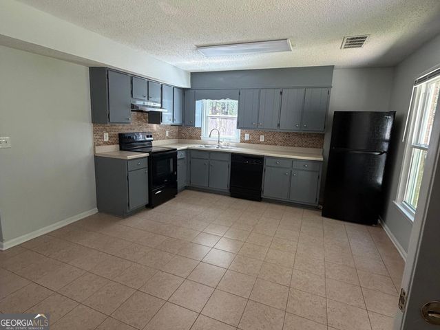 5677 Heron Court A, Norcross, GA 30071