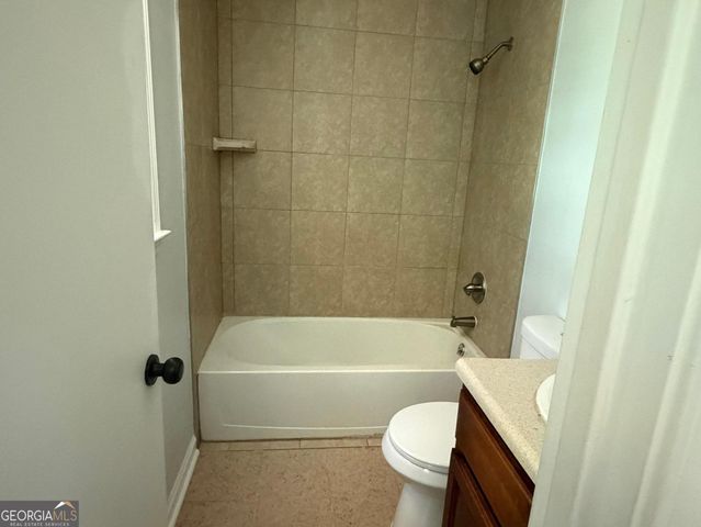 5677 Heron Court A, Norcross, GA 30071