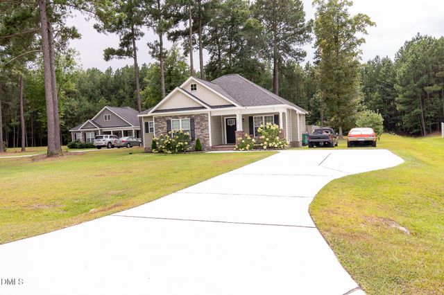 704 Par Drive, Nashville, NC 27856