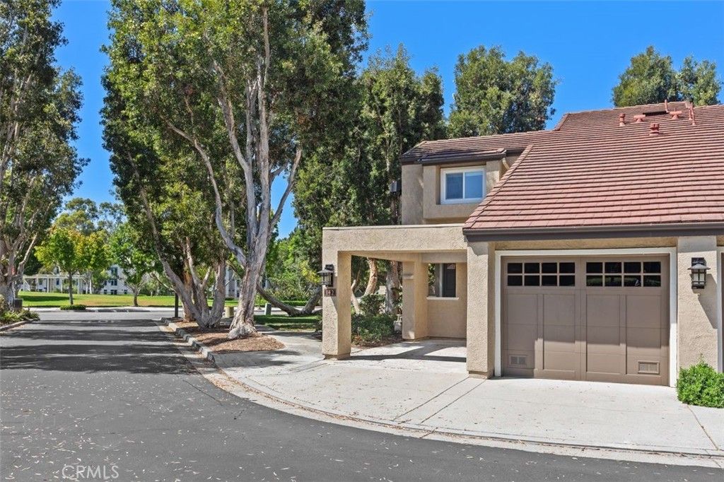 142 Stanford Court 71, Irvine, CA 92612 — exterior