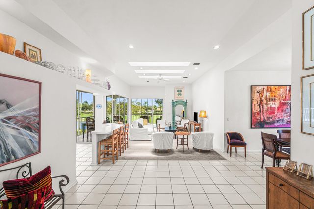 5142 Lake Catalina Drive B, Boca Raton, FL 33496