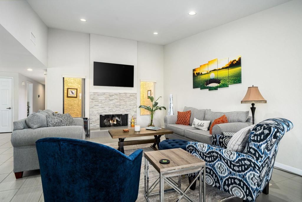 Image 13 of property listing at 152 Camino Arroyo S, Palm Desert, CA 92260