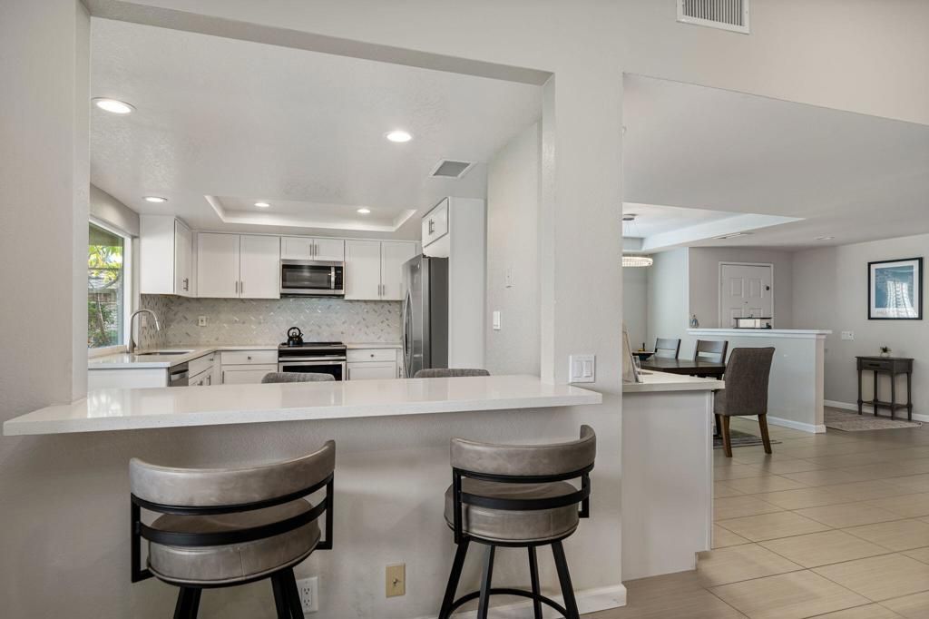 Image 19 of property listing at 152 Camino Arroyo S, Palm Desert, CA 92260