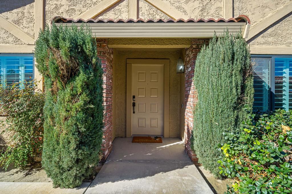 Image 9 of property listing at 152 Camino Arroyo S, Palm Desert, CA 92260