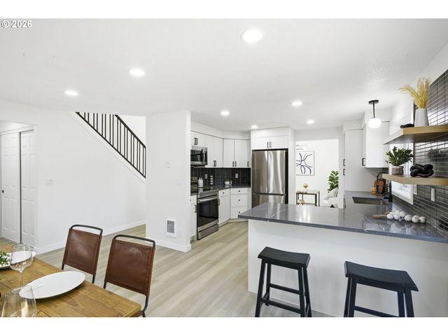 1321 Se 159TH Ave, Vancouver, WA 98683