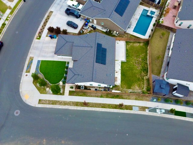 1895 W Date Avenue, Porterville, CA 93257