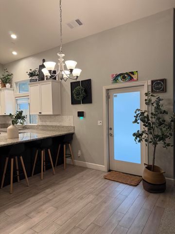 1895 W Date Avenue, Porterville, CA 93257