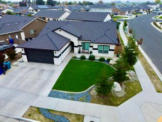 1895 W Date Avenue, Porterville, CA 93257