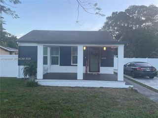 2730 Adams Street, Hollywood, FL 33020