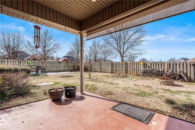 612 SW Sims Drive, Bentonville, AR 72712