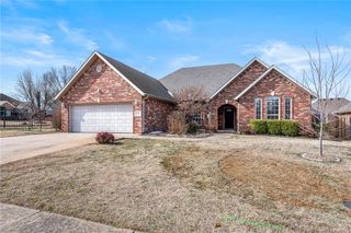 612 SW Sims Drive, Bentonville, AR 72712