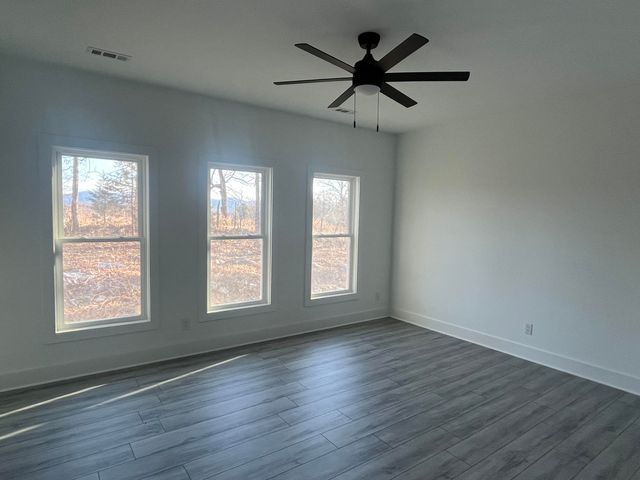 3603 Wheatland RD, Fincastle, VA 24090