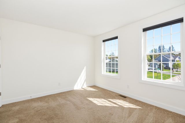 45 Windsewpt Road, Manchester, NH 03109