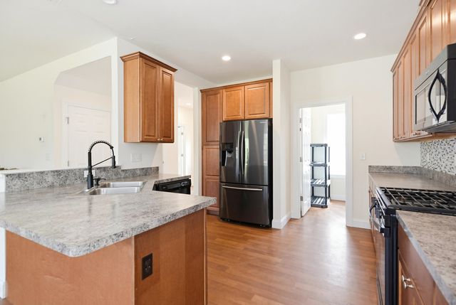 45 Windsewpt Road, Manchester, NH 03109