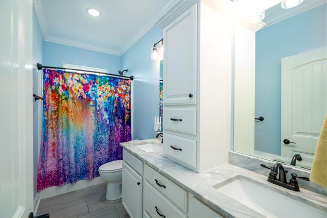 8398 Skybrook Drive, Ooltewah, TN 37363