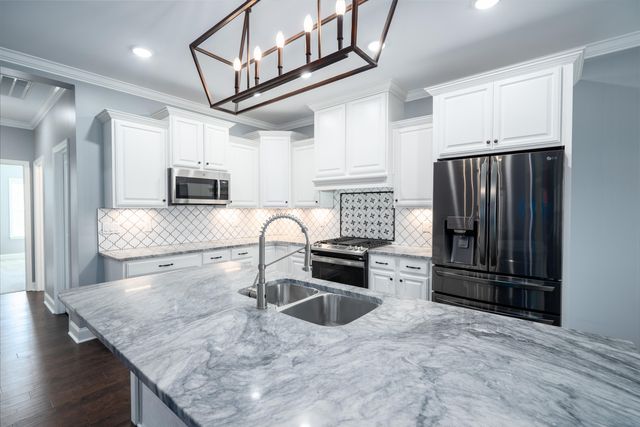 8398 Skybrook Drive, Ooltewah, TN 37363