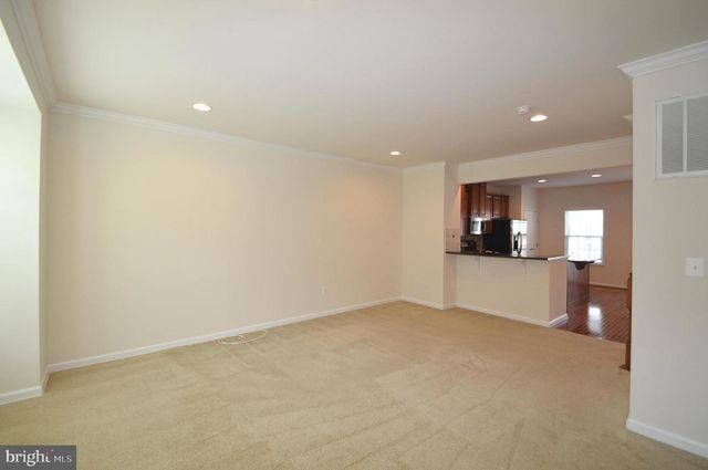 42618 DRAZENOVICH EPOCH TER, Sterling, VA 20166