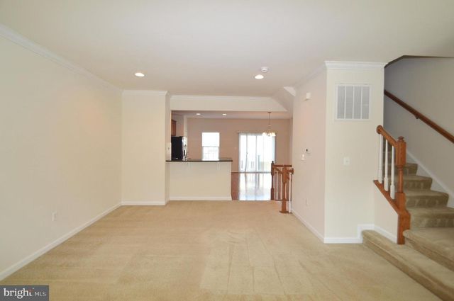 42618 DRAZENOVICH EPOCH TER, Sterling, VA 20166