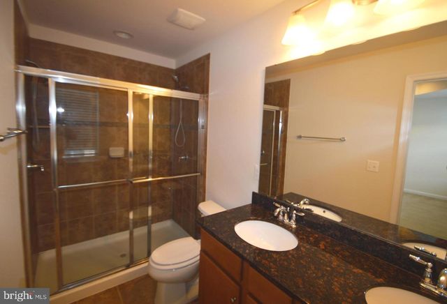 42618 DRAZENOVICH EPOCH TER, Sterling, VA 20166