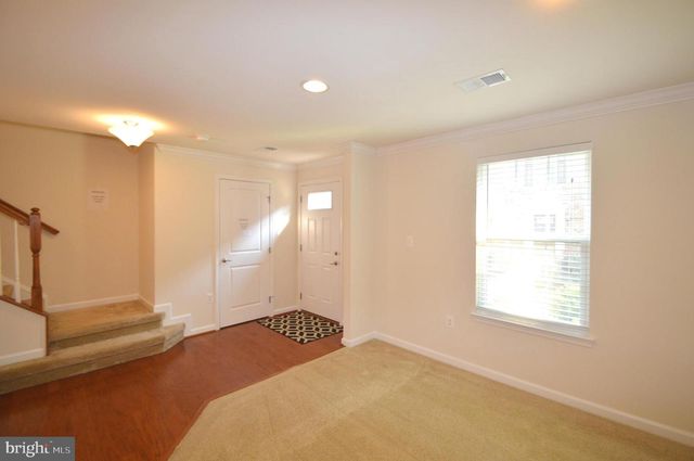 42618 DRAZENOVICH EPOCH TER, Sterling, VA 20166