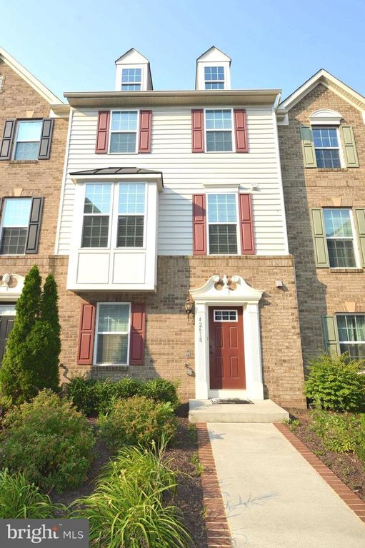 42618 DRAZENOVICH EPOCH TER, Sterling, VA 20166