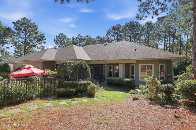 14 Abington Drive, Pinehurst, NC 28374