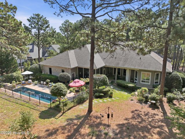 14 Abington Drive, Pinehurst, NC 28374
