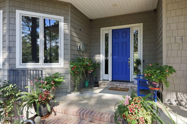 14 Abington Drive, Pinehurst, NC 28374